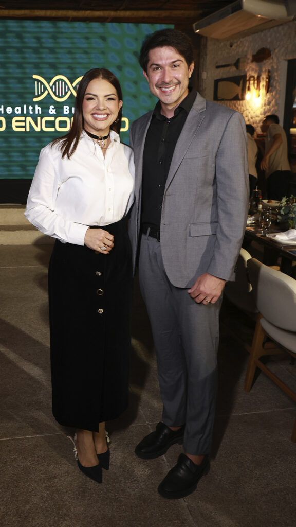 Carine Paiva e Carlos Portela no jantar de lançamento do Health & Business, evento da saúde.
